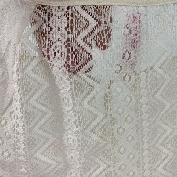 White Lace Back Popover Blouse Tassel M - Picture 8 of 9